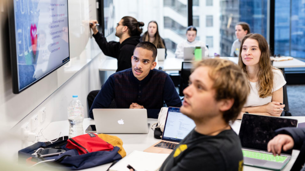 business students learning at VU City Tower
